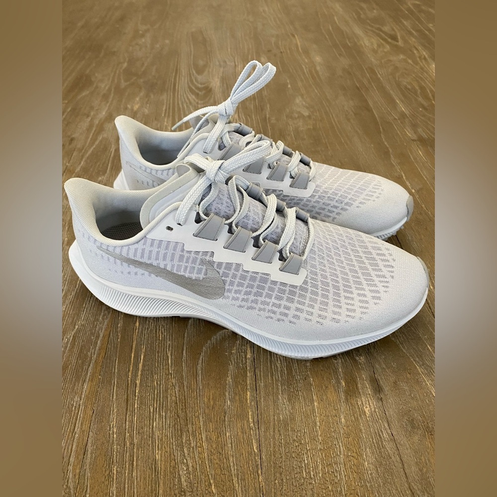 Nike Air Zoom Pegasus 37 “Grey Metallic Silver” • Women’s size 9